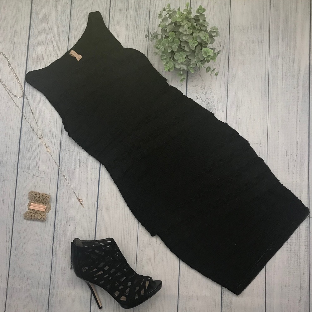 Anthro Bailey 44 Tiered Lace Column Dress Blck EUC